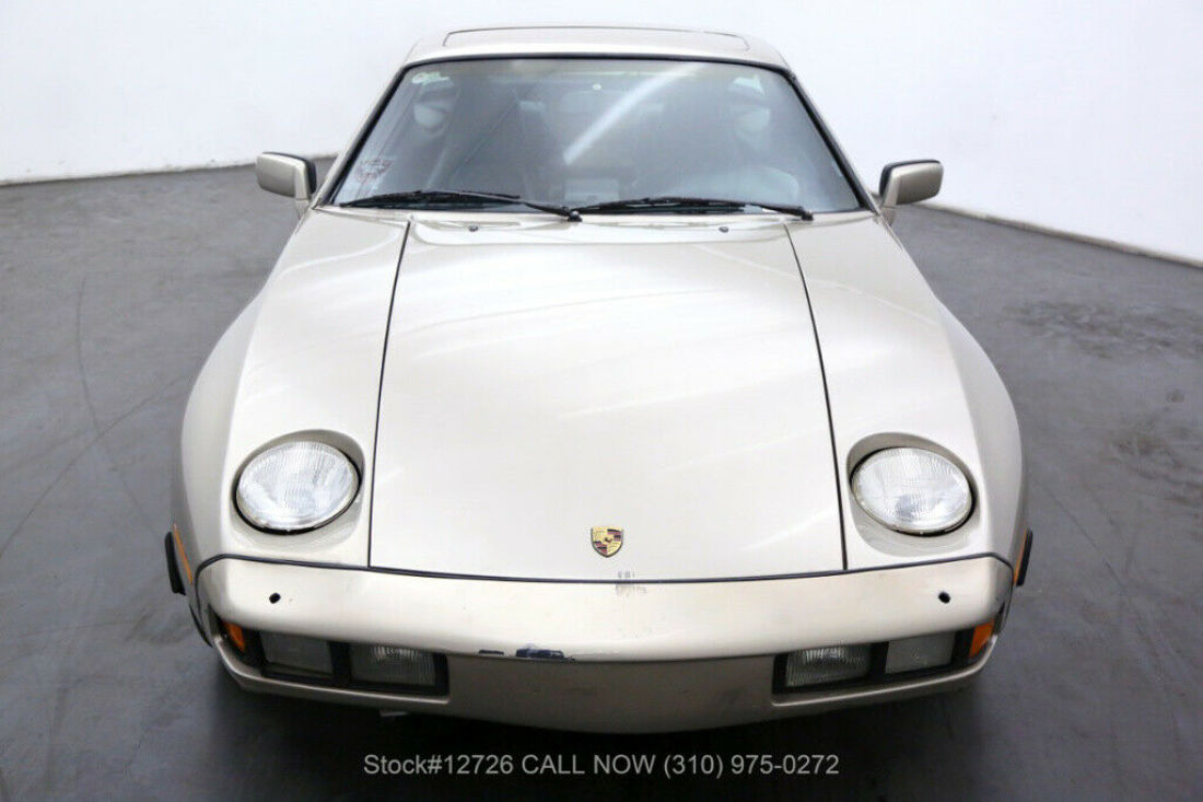 1985 Porsche 928 - photo 2