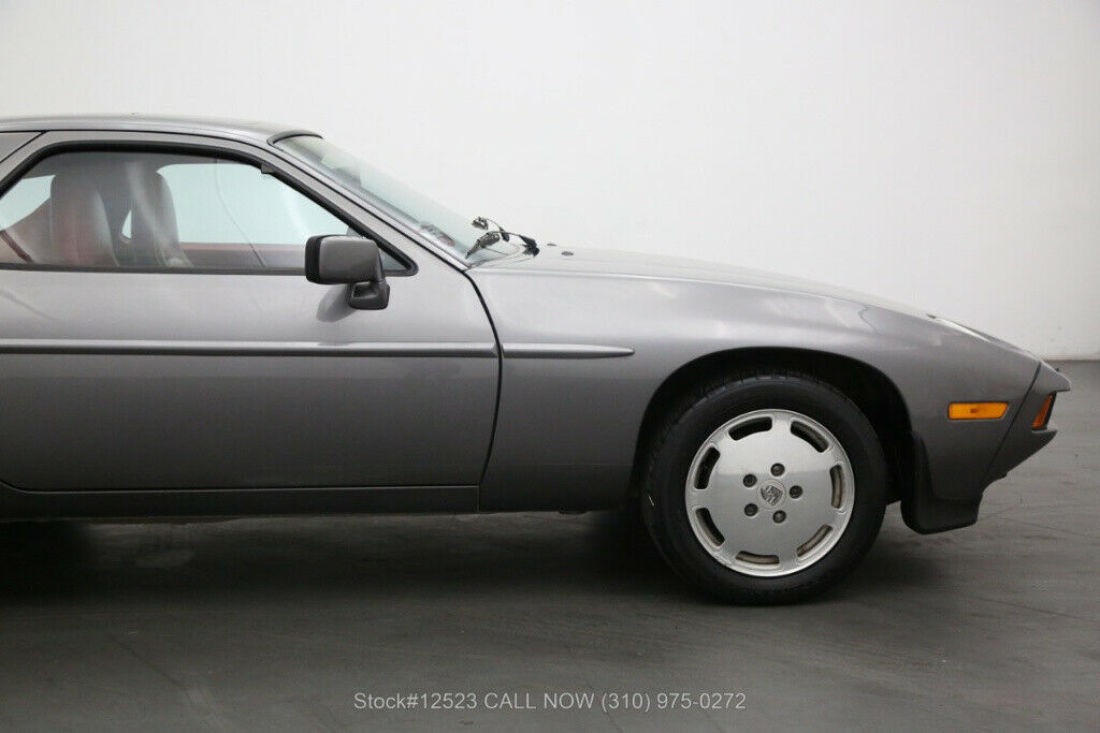 1985 Porsche 928 - photo 10
