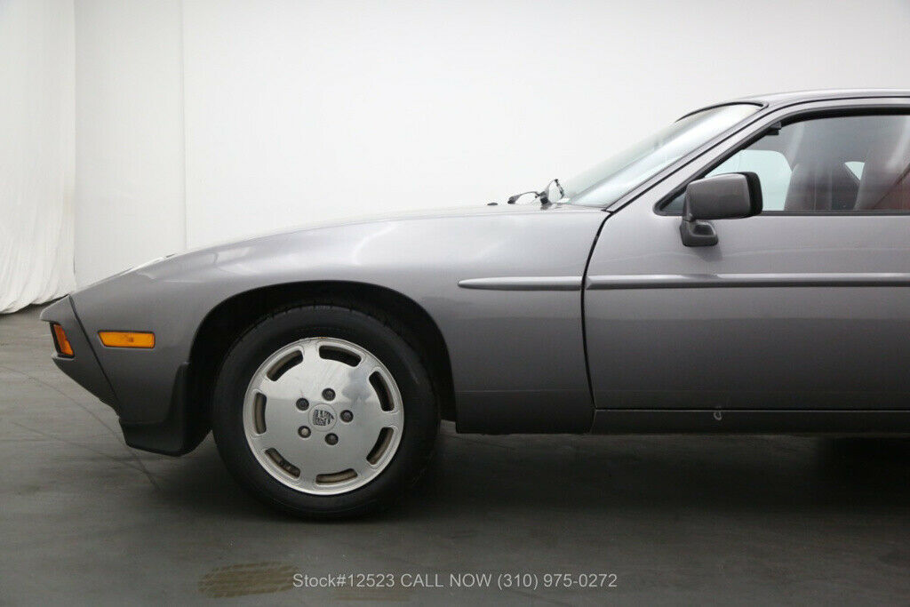 1985 Porsche 928 - photo 12