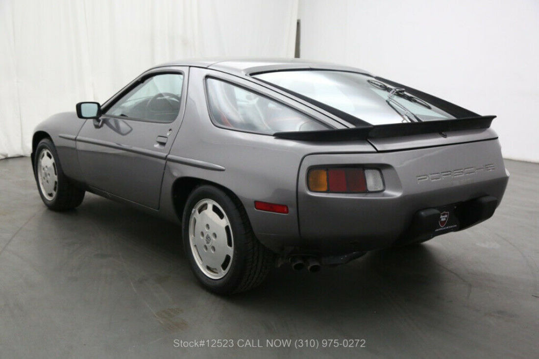 1985 Porsche 928 - photo 7