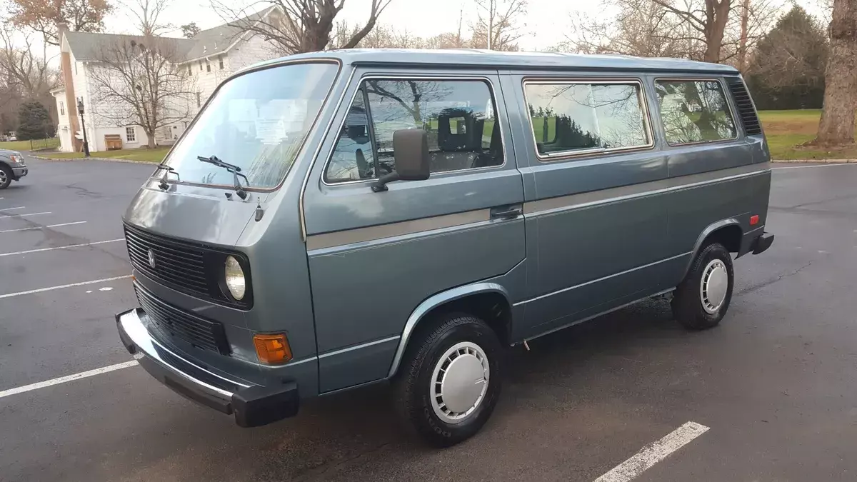 1985 Volkswagen Bus/Vanagon GL Camper "THE WEEKENDER" 1985 Volkswagen Bus/Vanagon