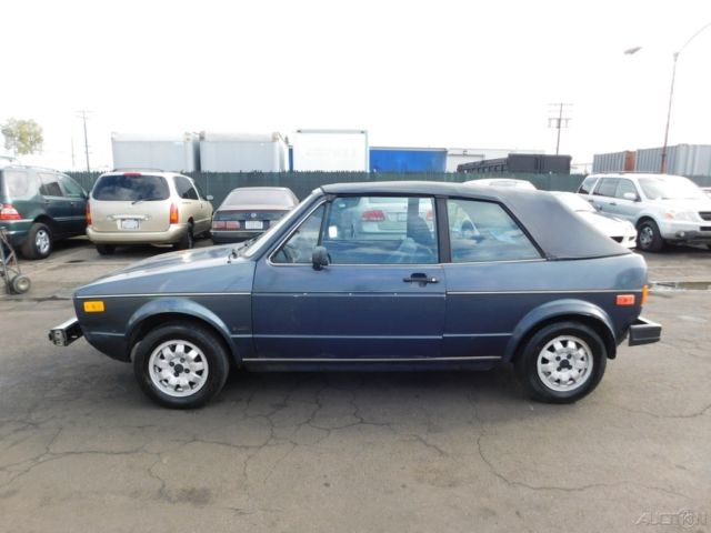 1985 Volkswagen Cabrio Base Hatchback 2-Door - photo 2