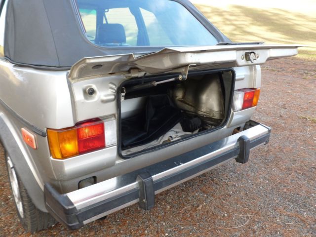 1985 Volkswagen Cabrio Wolfsburg Edition - photo 7