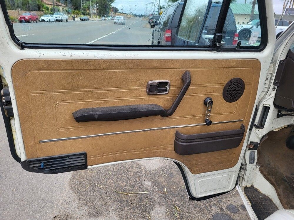 1985 Volkswagen Bus/Vanagon BUS - photo 10