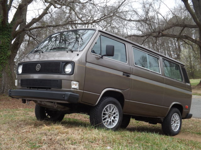 1985 Volkswagen Vanagon Subaru Swap Custom Interior 1985 Volkswagen Bus/Vanagon