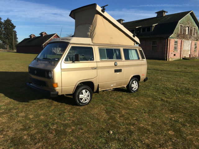 1985 Volkswagen Westfalia Full Camper Clean Runs Great WORLDWIDE NO RESERVE 1985 Volkswagen Bus/Vanagon Westfalia
