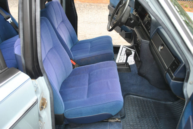 1985 Volvo 240 SEDAN - photo 10