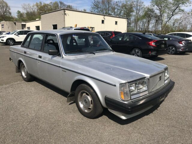1985 Volvo 240 DL - photo 3