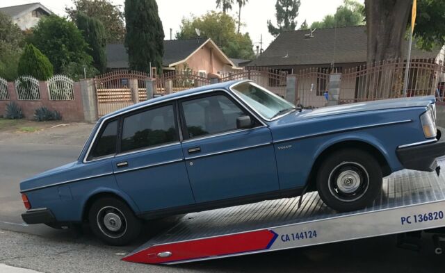 1985 Volvo 240 DL