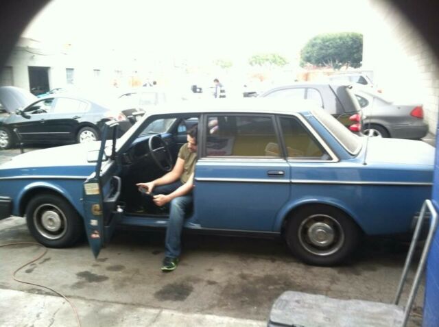 1985 Volvo 240 DL - photo 3