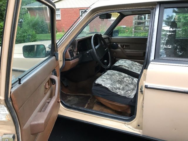 1985 Volvo 240 - photo 7