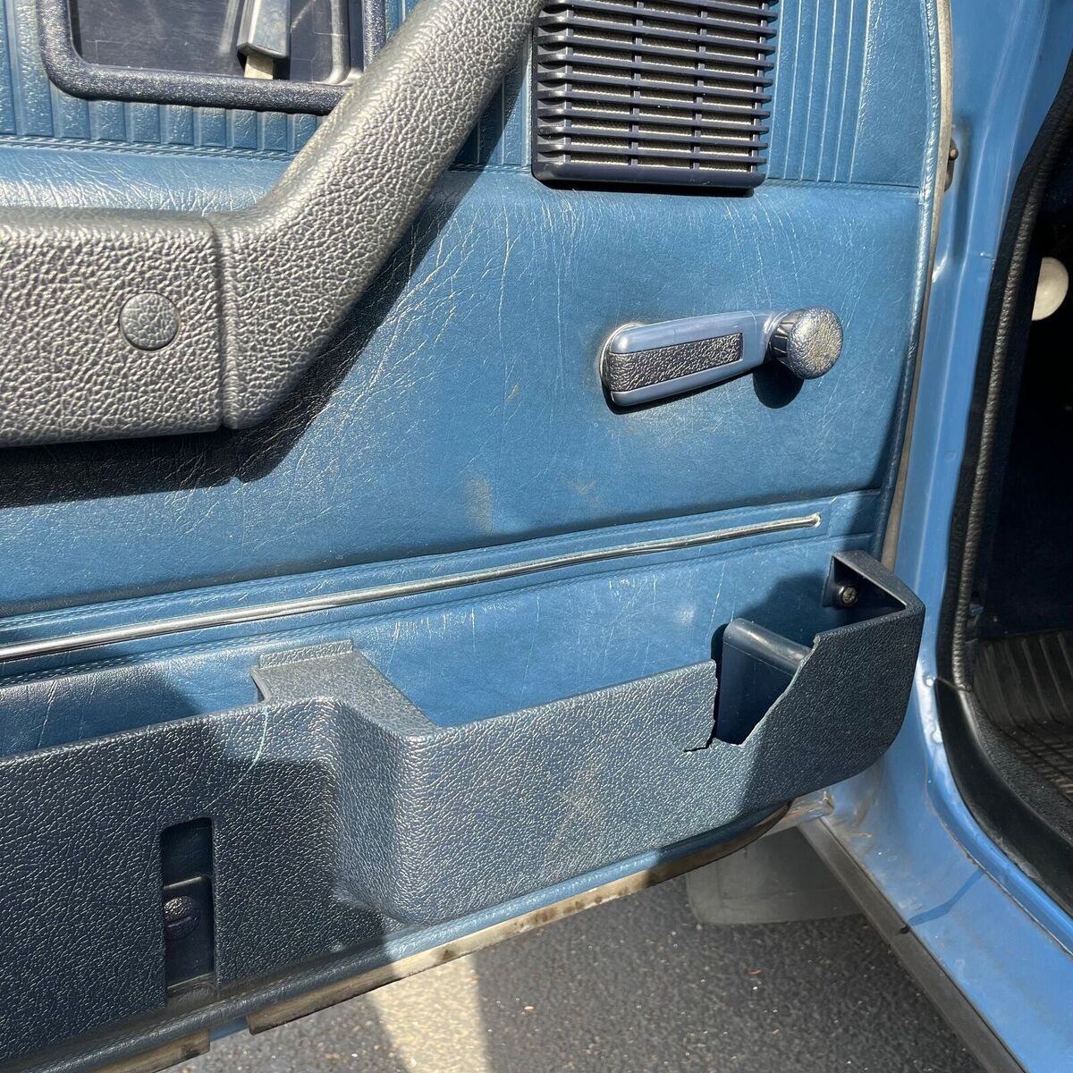 1985 Volvo 240 - photo 11