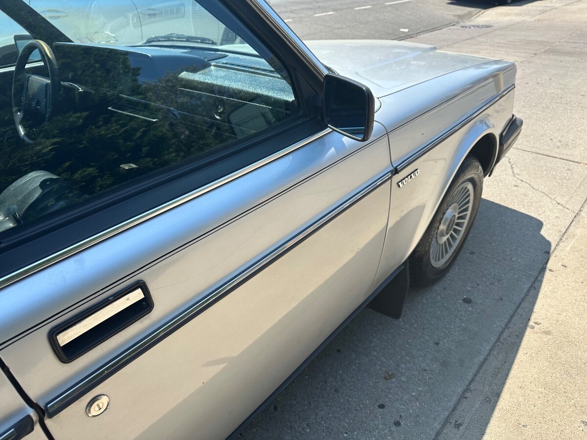 1985 Volvo 240 - photo 13