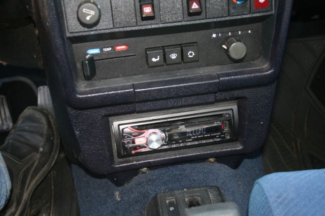 1985 Volvo 240 DL - photo 9