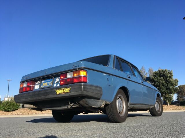 1985 Volvo 240 DL - photo 2