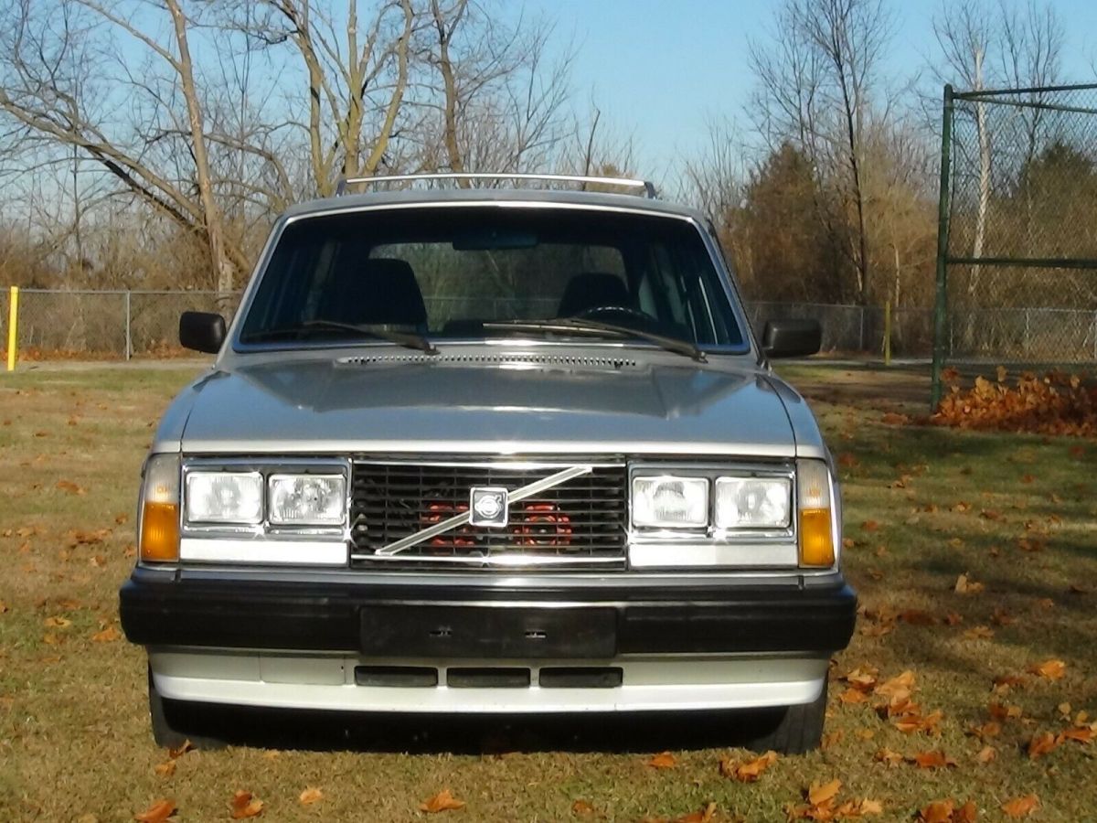 1985 Volvo 240 DL - photo 8