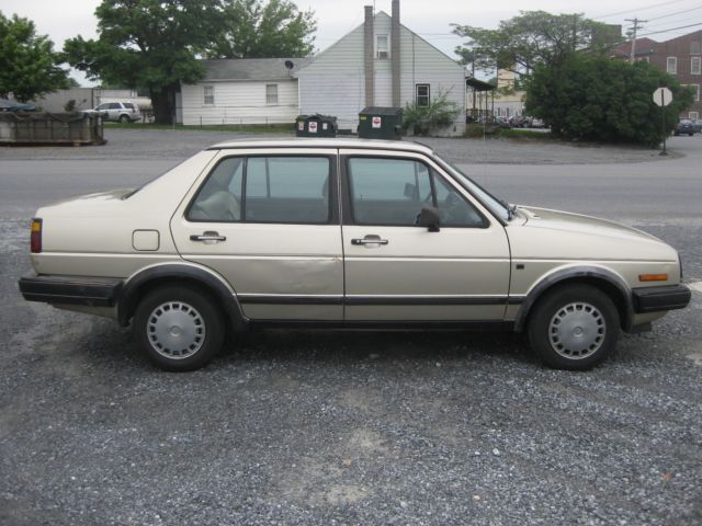 1985 Volkswagen Jetta - photo 2