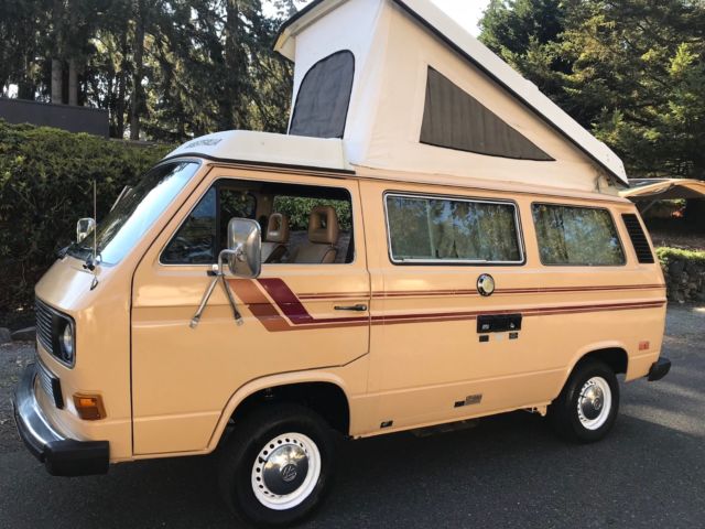 1985 Westfalia Camper Pop-Top Sleeper Vanagon VW A/C Rebuilt Engine 1985 Volkswagen Bus/Vanagon Westfalia Pop-Top Camper