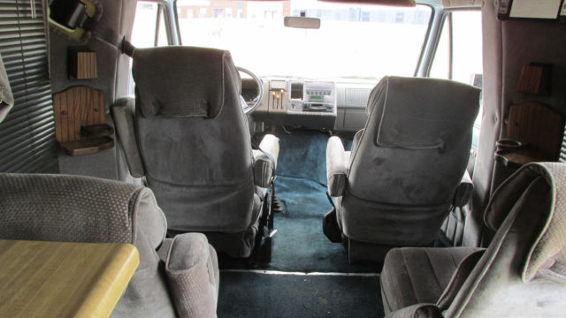 1985 Other Makes WINNEBAGO RV Camper Motorhome - photo 7