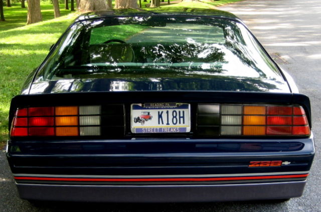 1985 Chevrolet Camaro - photo 8