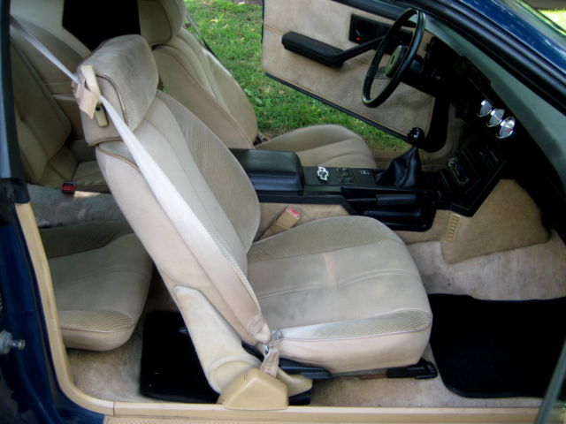 1985 Chevrolet Camaro - photo 9