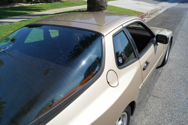 1985 Porsche 944 5 SPD MANUAL COUPE WITH 55K ORIG MILES! - photo 13