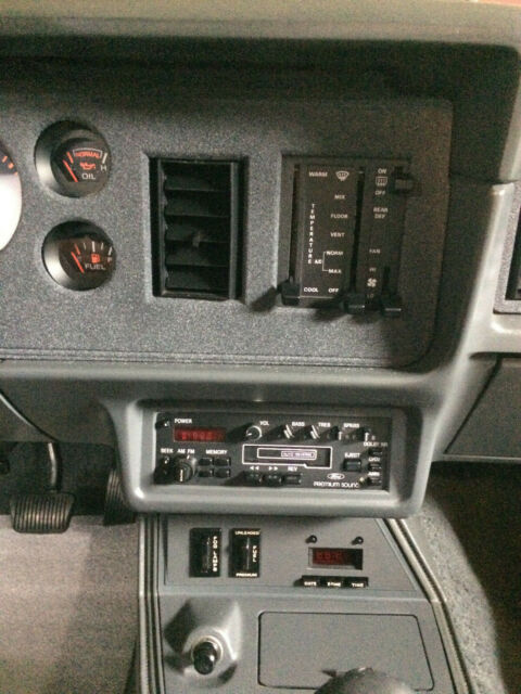 1985 Ford Mustang - photo 12