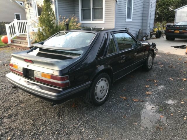 1985 Ford Mustang SVO - photo 4