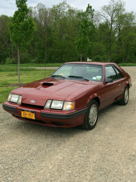 1985 Ford Mustang - photo 3