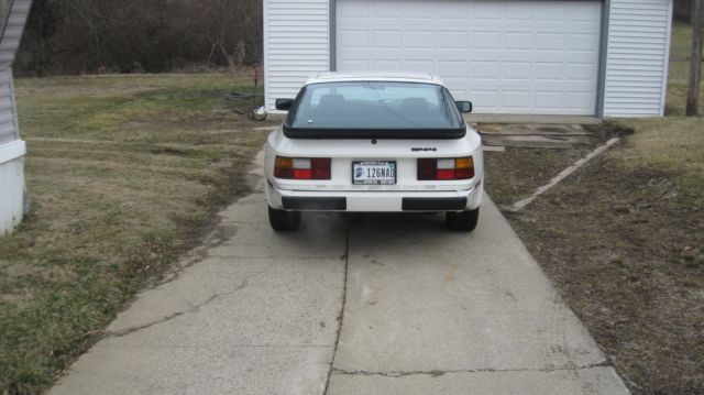 1985 Porsche 944 - photo 5