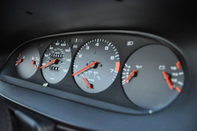 1985 Porsche 944 - photo 8