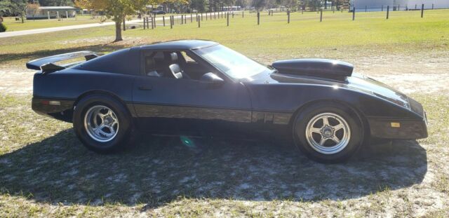 1985 Chevrolet Corvette - photo 3