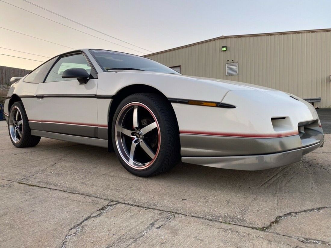 1986 Pontiac Fiero GT - photo 7