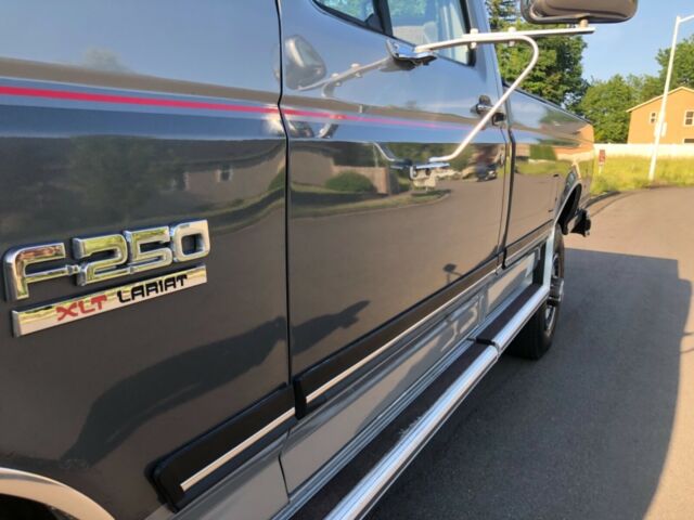 1989 Ford F-250 1989 Ford F-250 4x4 XLT Lariat Low miles 84.k - photo 13