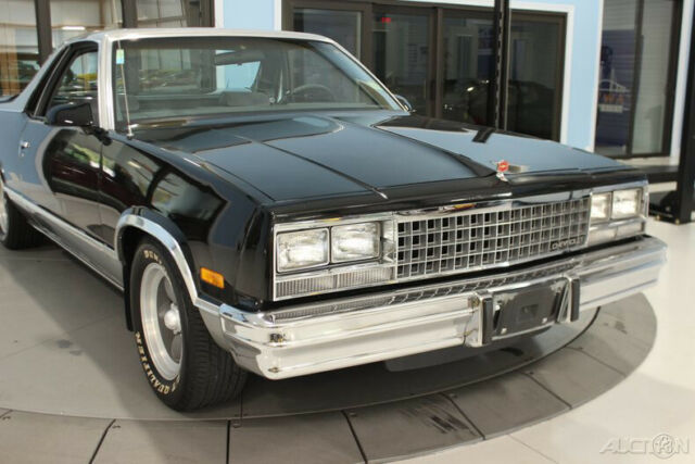 1986 Chevrolet El Camino 2dr Pickup SS - photo 12