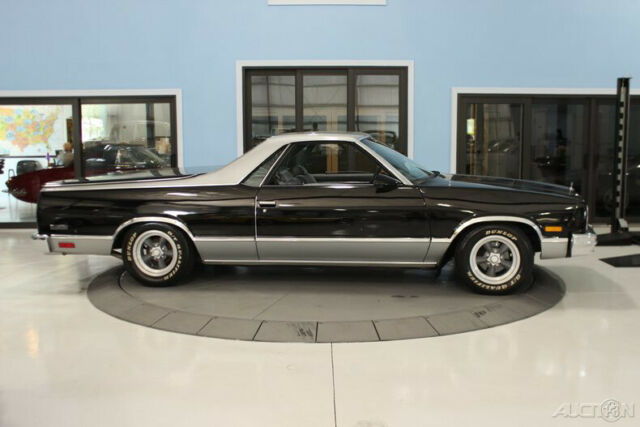 1986 Chevrolet El Camino 2dr Pickup SS - photo 6