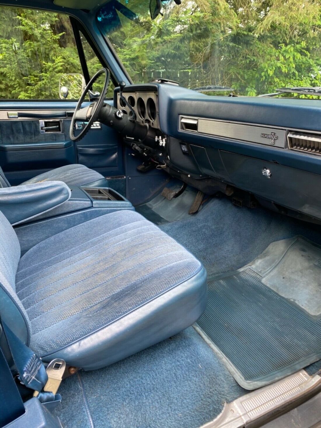 1986 Chevrolet Suburban - photo 13