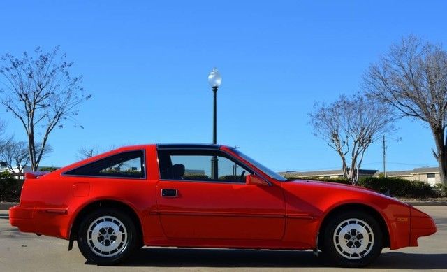 1986 Nissan 300ZX 2+2 Hatchback - photo 2