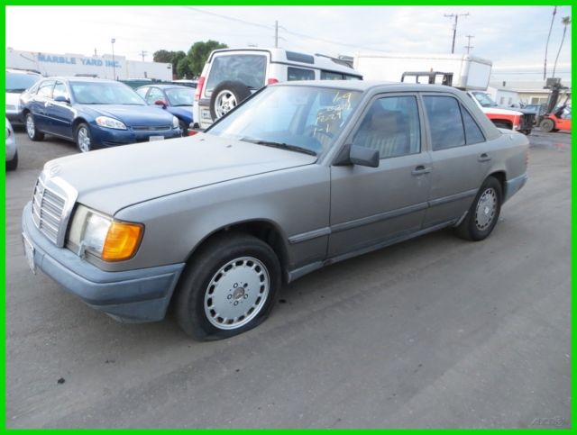 1986 4 Dr Used 3L I6 12V Automatic NO RESERVE 1986 Mercedes-Benz 300-Series 4 Dr