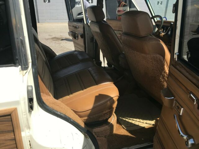 1986 Jeep Wagoneer - photo 12
