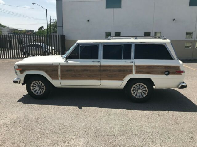 1986 Jeep Wagoneer - photo 8