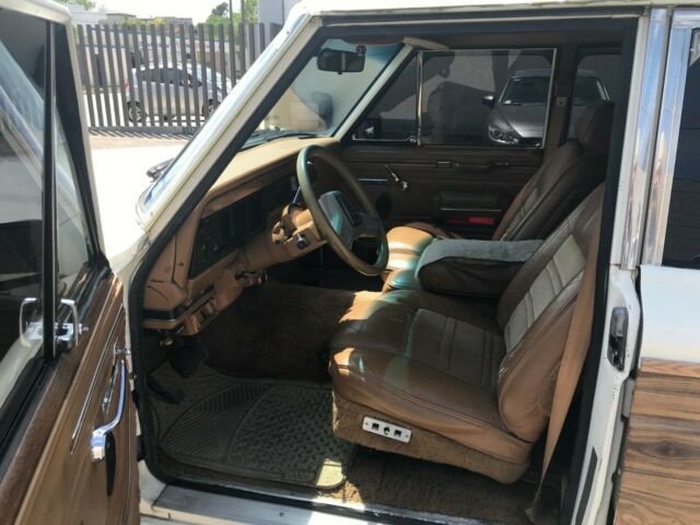 1986 Jeep Wagoneer - photo 9