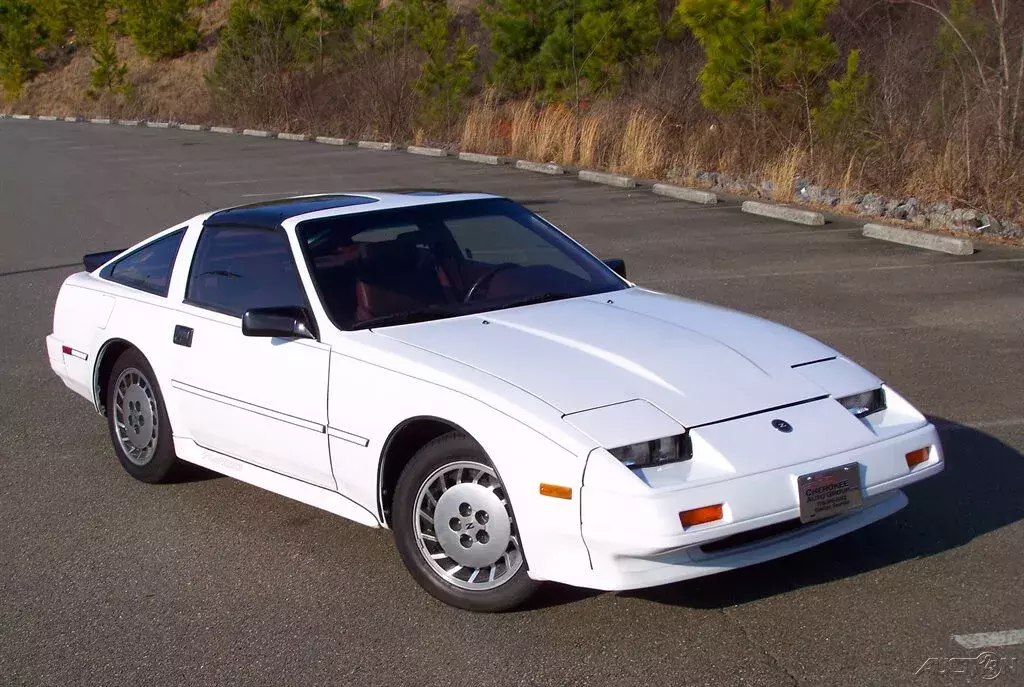 1986 5-Speed T-TOP Used Turbo 3L V6 12V Hatchback 1986 Nissan 300ZX 5-Speed T-TOP