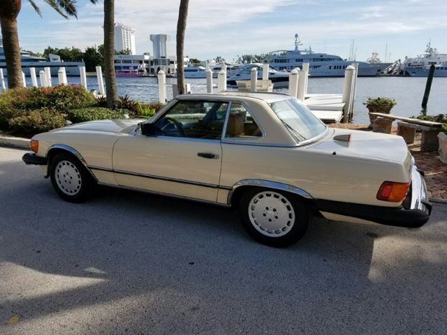 1986 Mercedes-Benz SL-Class SL 560 - photo 6