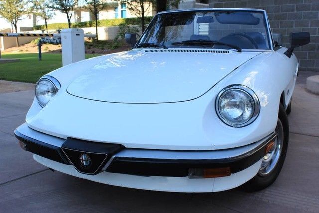 1986 Alfa Romeo Graduate Spyder. China White. Nice condition. Runs great. 1986 Alfa Romeo Spider Graduate