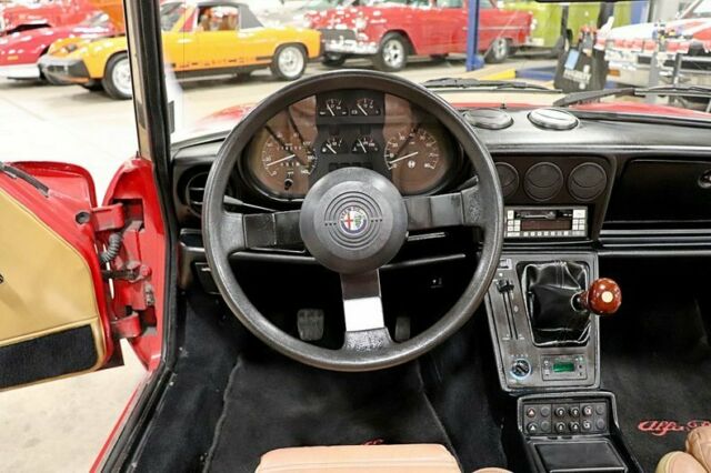 1986 Alfa Romeo Spider -- - photo 12