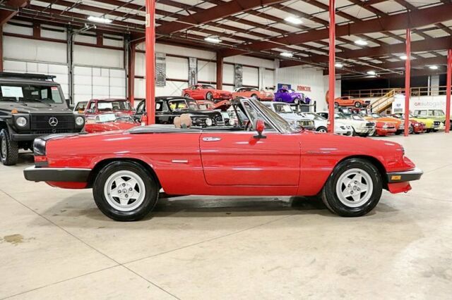 1986 Alfa Romeo Spider -- - photo 6