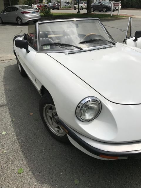 1986 Alfa Romeo Spider convertible - photo 5