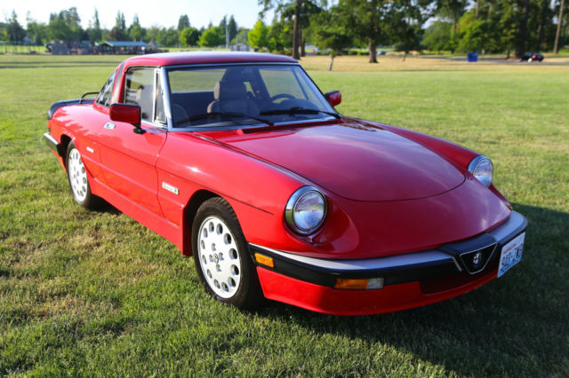 1986 Alfa Romeo Spider Alfa Romeo Quadrifoglio 24,000 original miles - photo 3