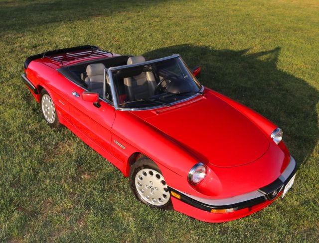 1986 Alfa Romeo Spider Alfa Romeo Quadrifoglio 24,000 original miles - photo 8